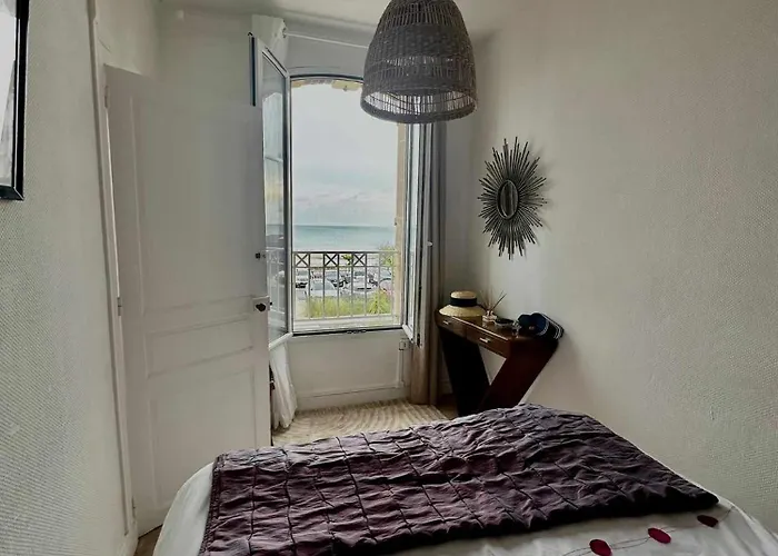 Bel Horizon, Appt Avec Balcon Vue شقة *