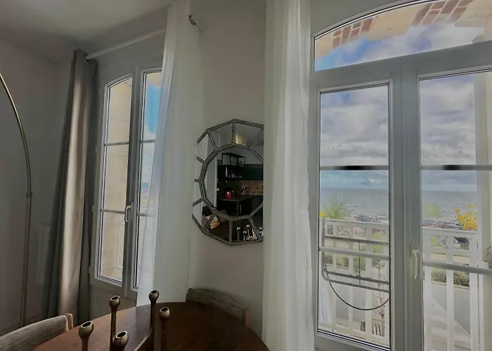 Bel Horizon, Appt Avec Balcon Vue شقة